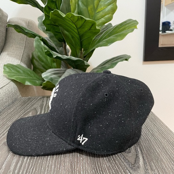 47' Brand Speckled Raptors Hat. - Picture 5 of 9